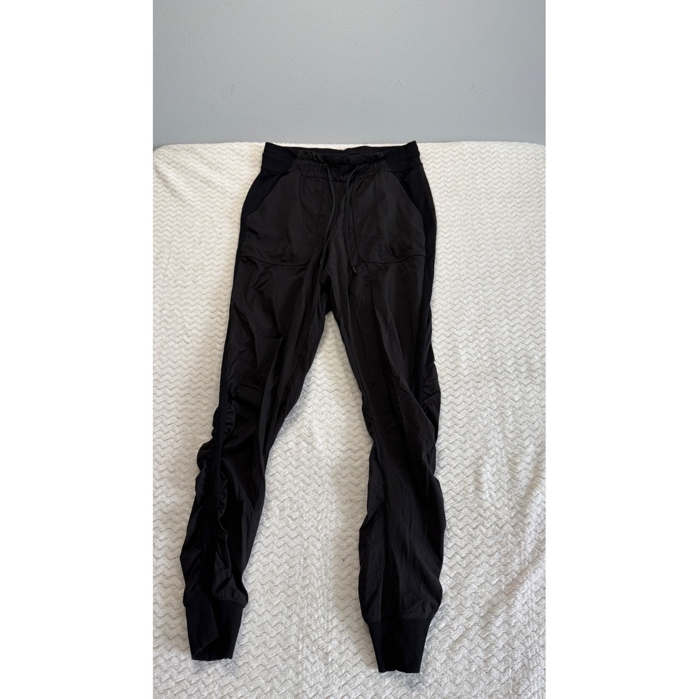 Lululemon Dance Studio Jogger 29 Black Swift Fabric Size 6 Pants